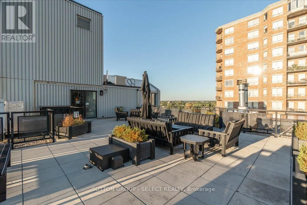 903 - 7 PICTON STREET, #903