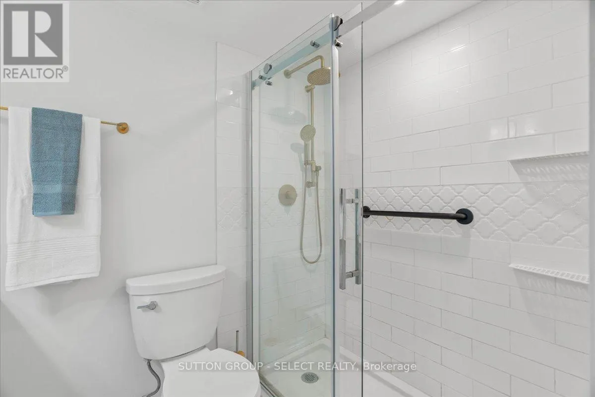 903 - 7 PICTON STREET, #903