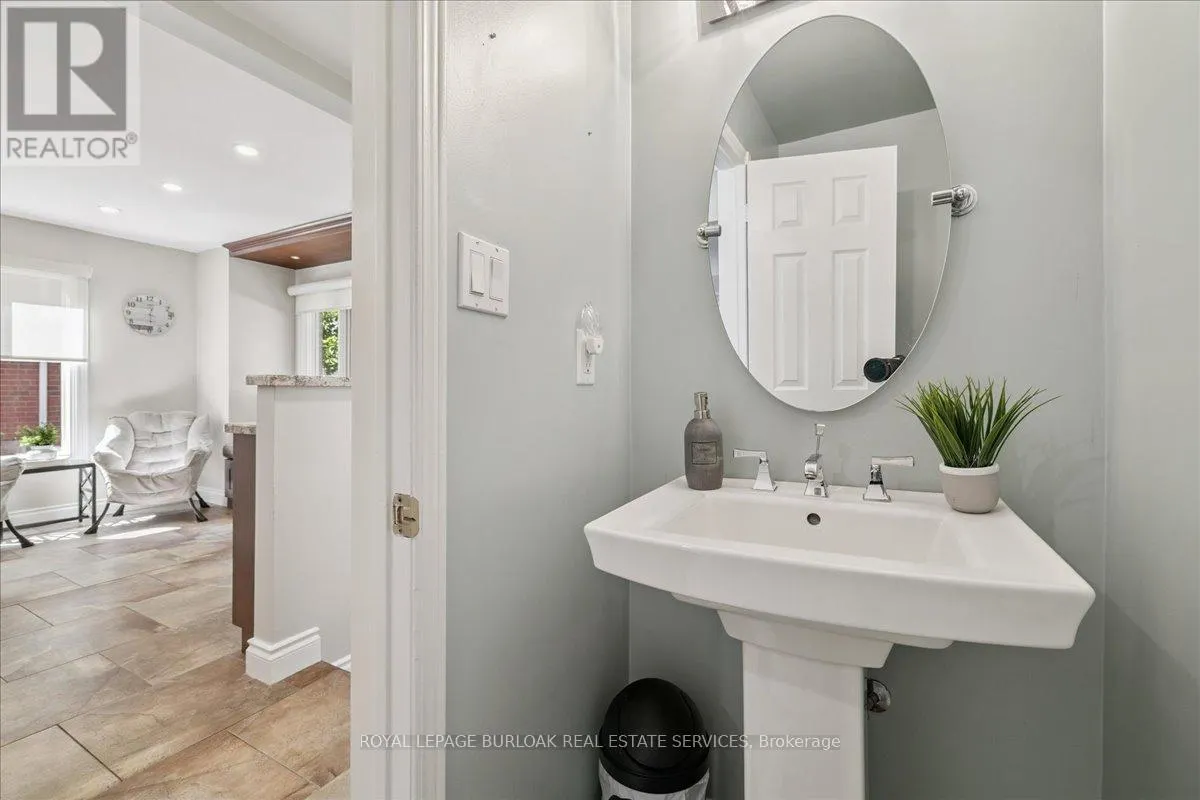 44 SUNVALE PLACE