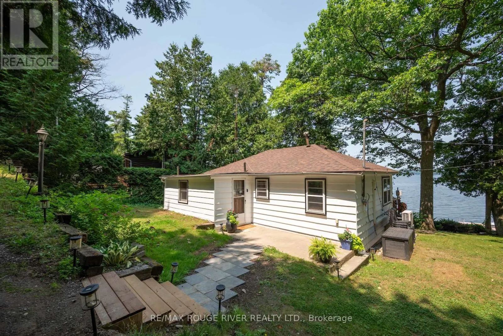 200 - 5248 KING ROAD, #200