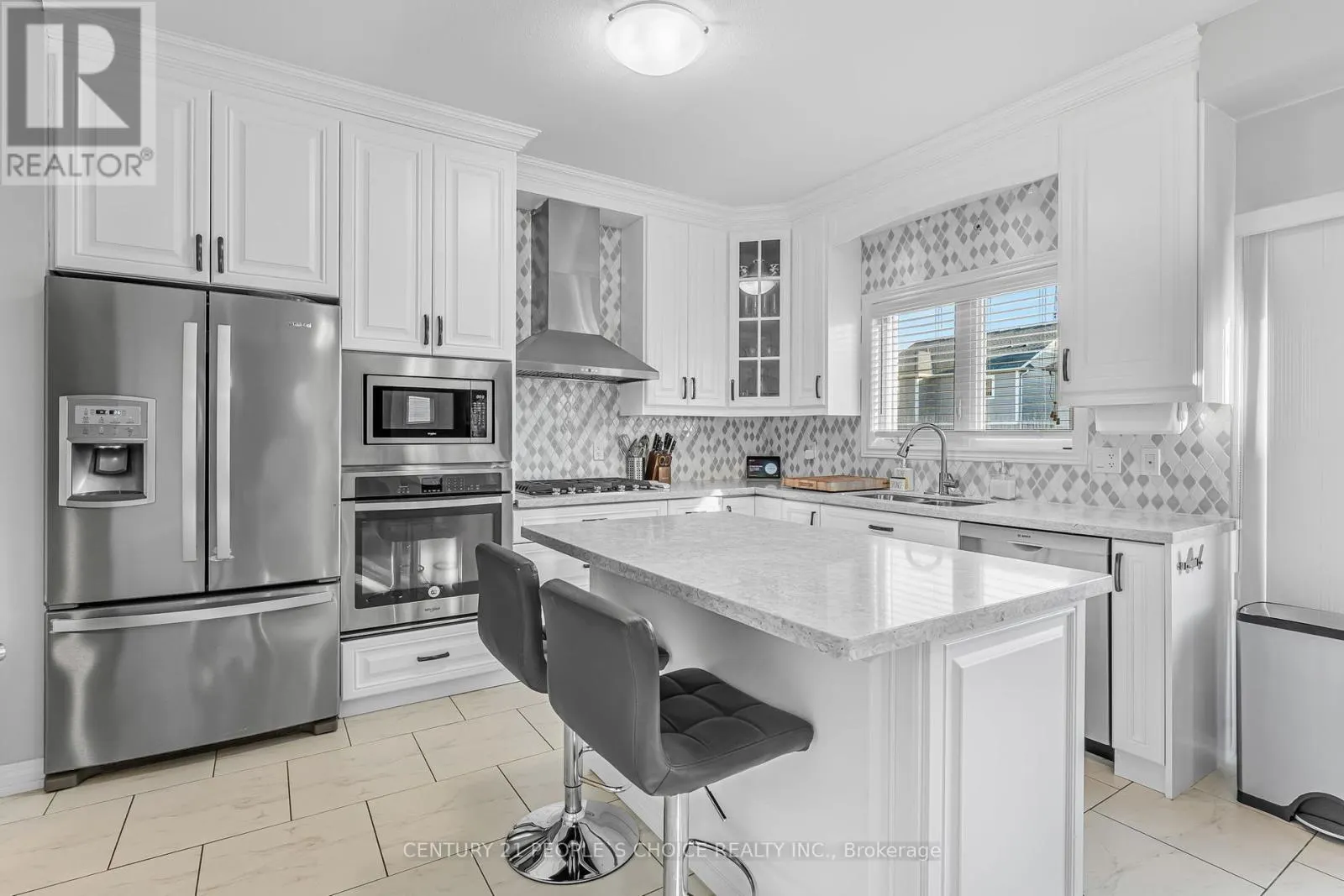 4 RILEY AVENUE