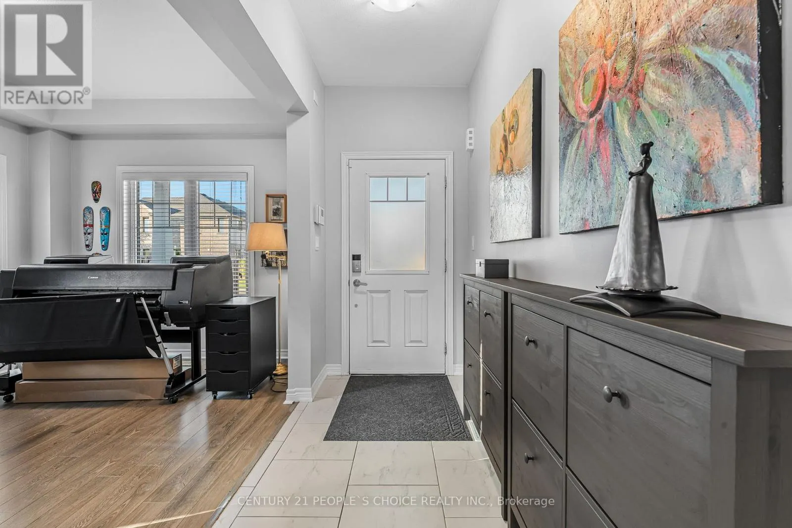 4 RILEY AVENUE