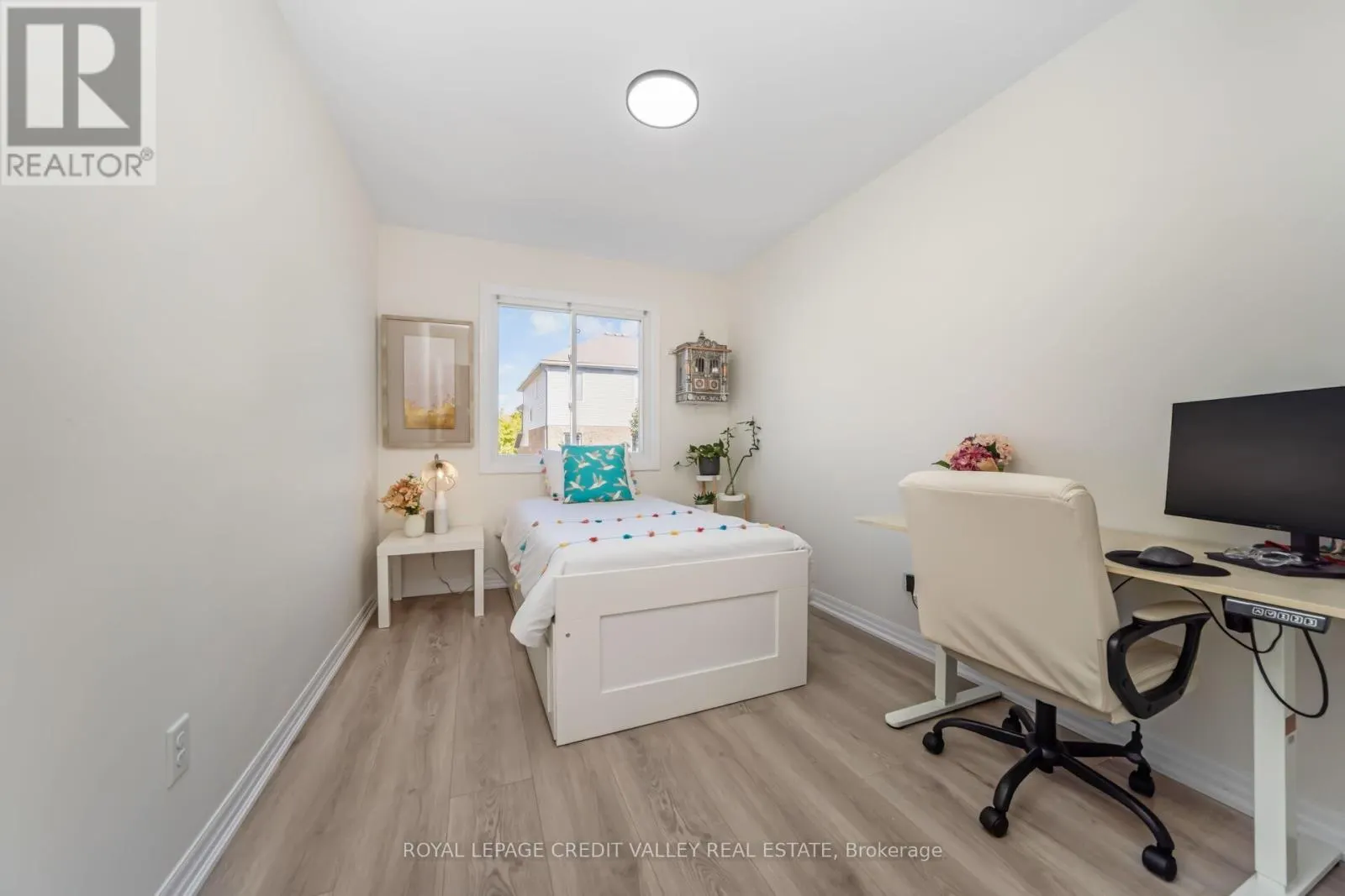 58 ROCKCLIFFE DRIVE