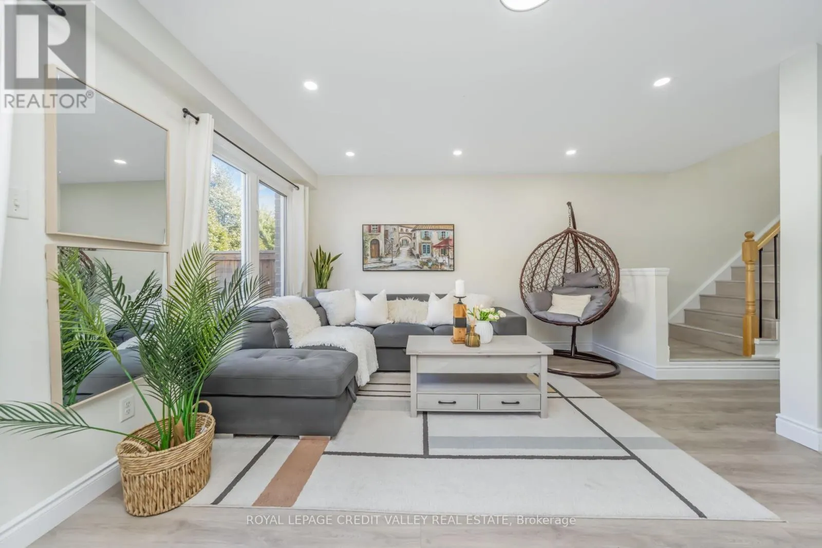 58 ROCKCLIFFE DRIVE