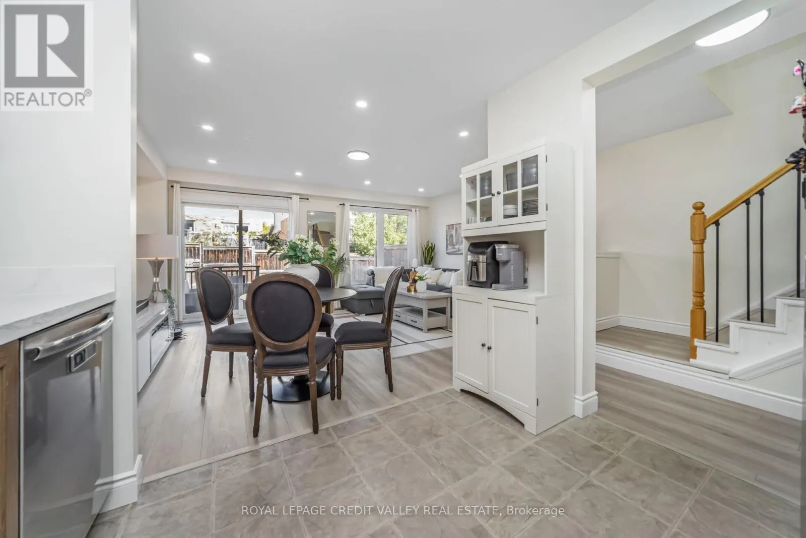 58 ROCKCLIFFE DRIVE
