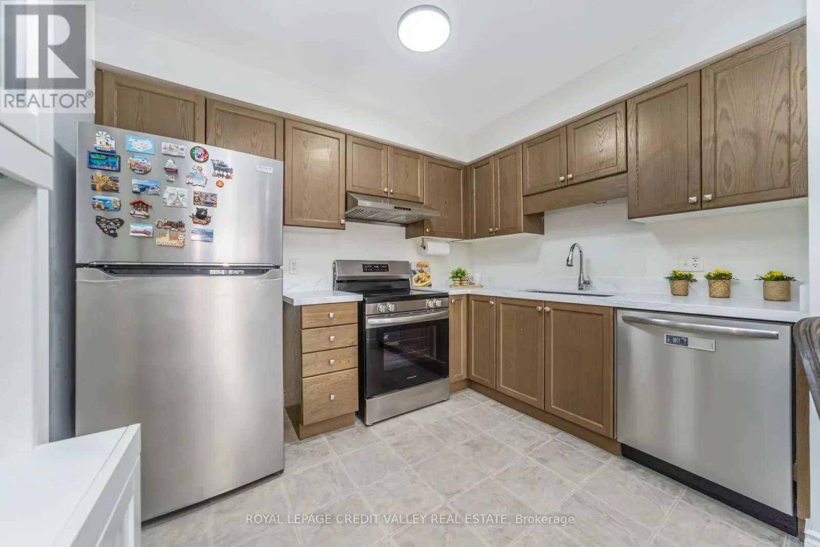 58 ROCKCLIFFE DRIVE