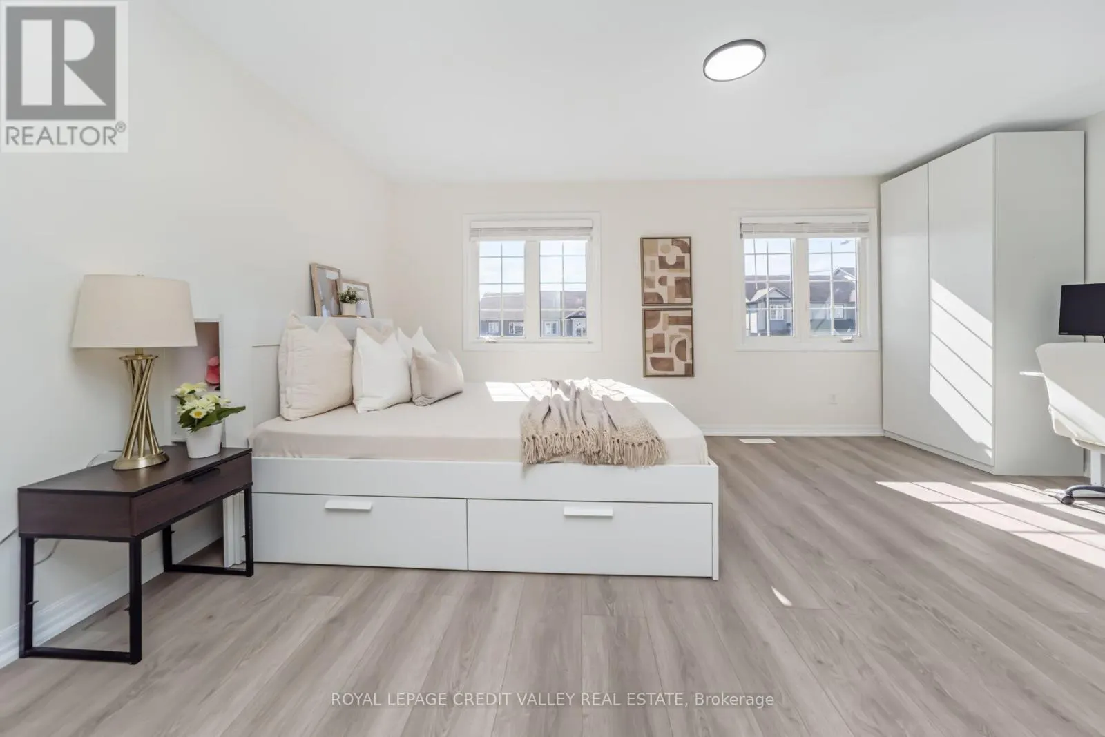 58 ROCKCLIFFE DRIVE