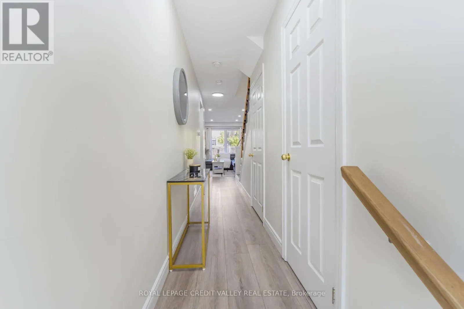 58 ROCKCLIFFE DRIVE