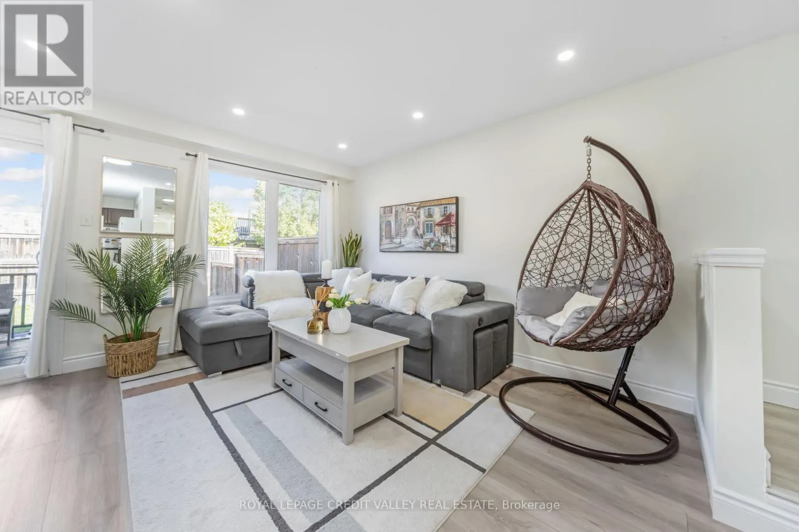 58 ROCKCLIFFE DRIVE