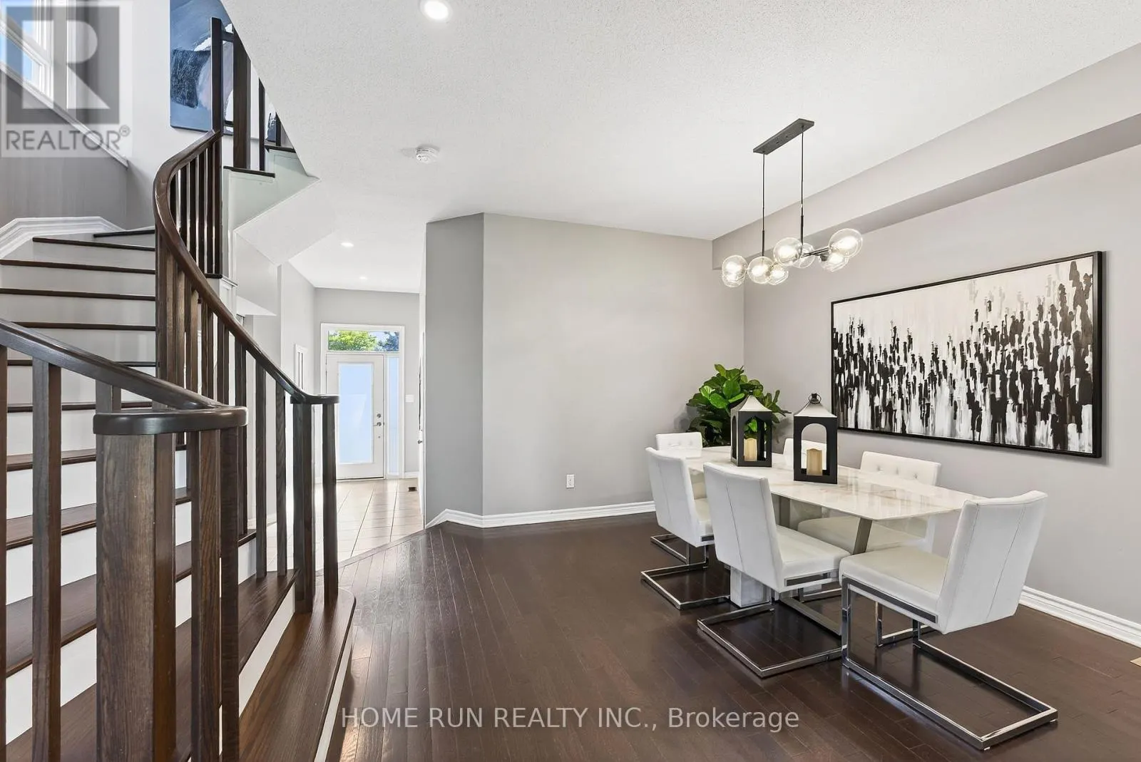 140 KINGHAVEN CRESCENT