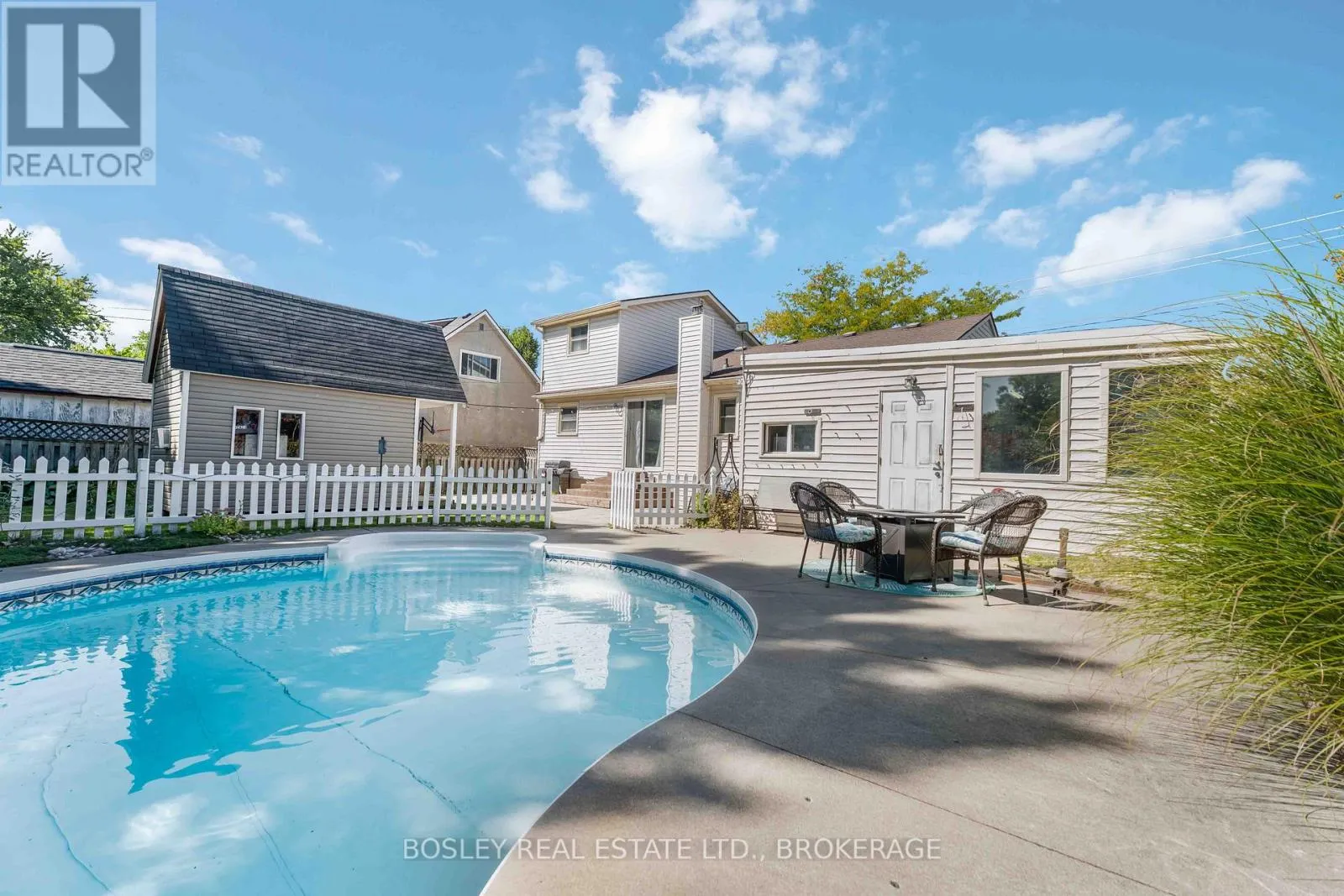 301 PELHAM ROAD