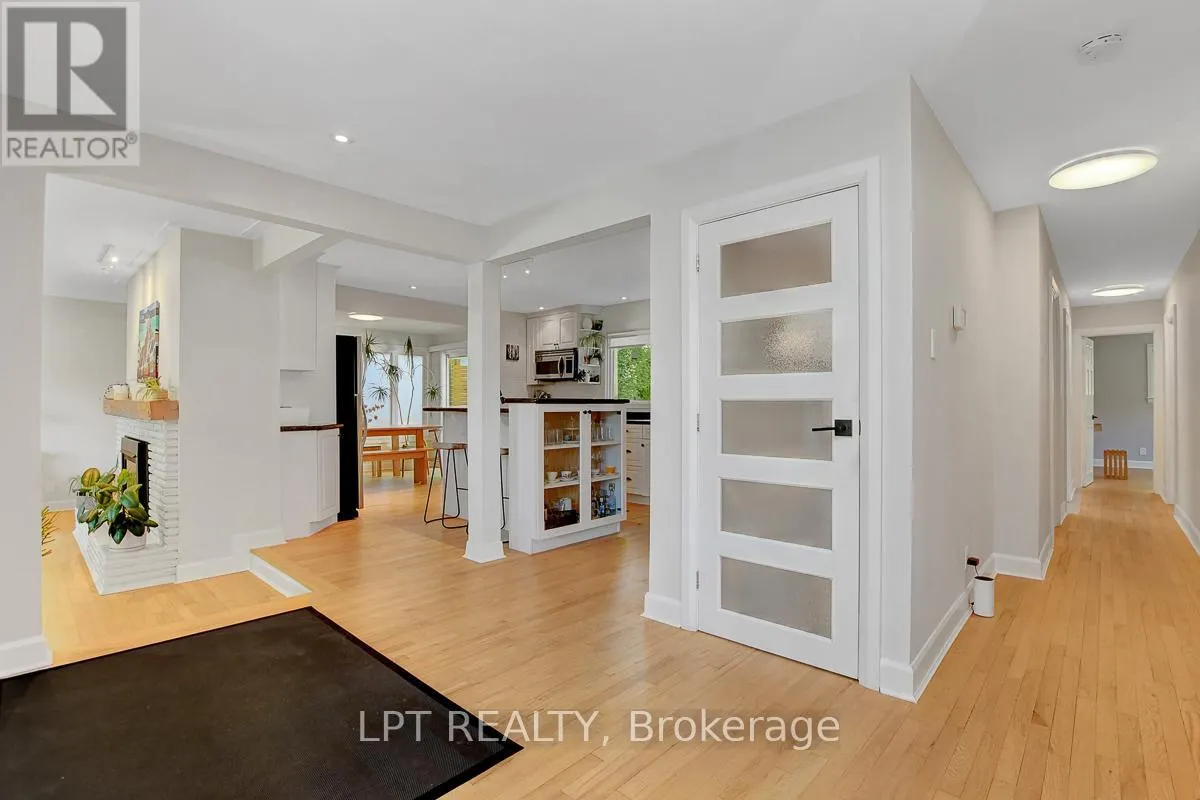 353 MOUNTBATTEN AVENUE