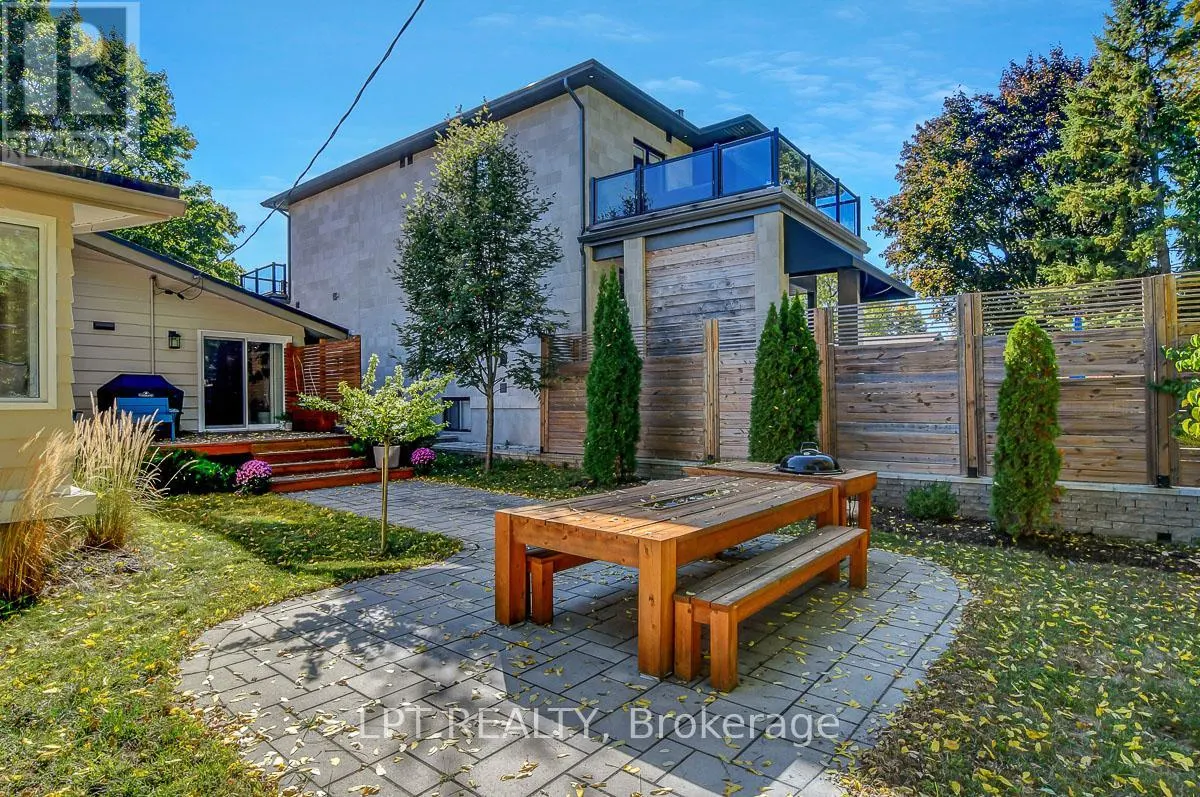 353 MOUNTBATTEN AVENUE