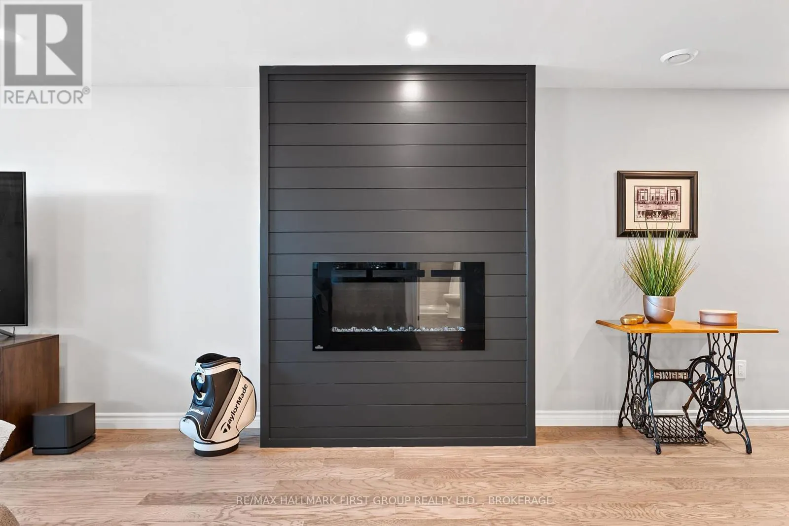 1107 WOODHAVEN DRIVE