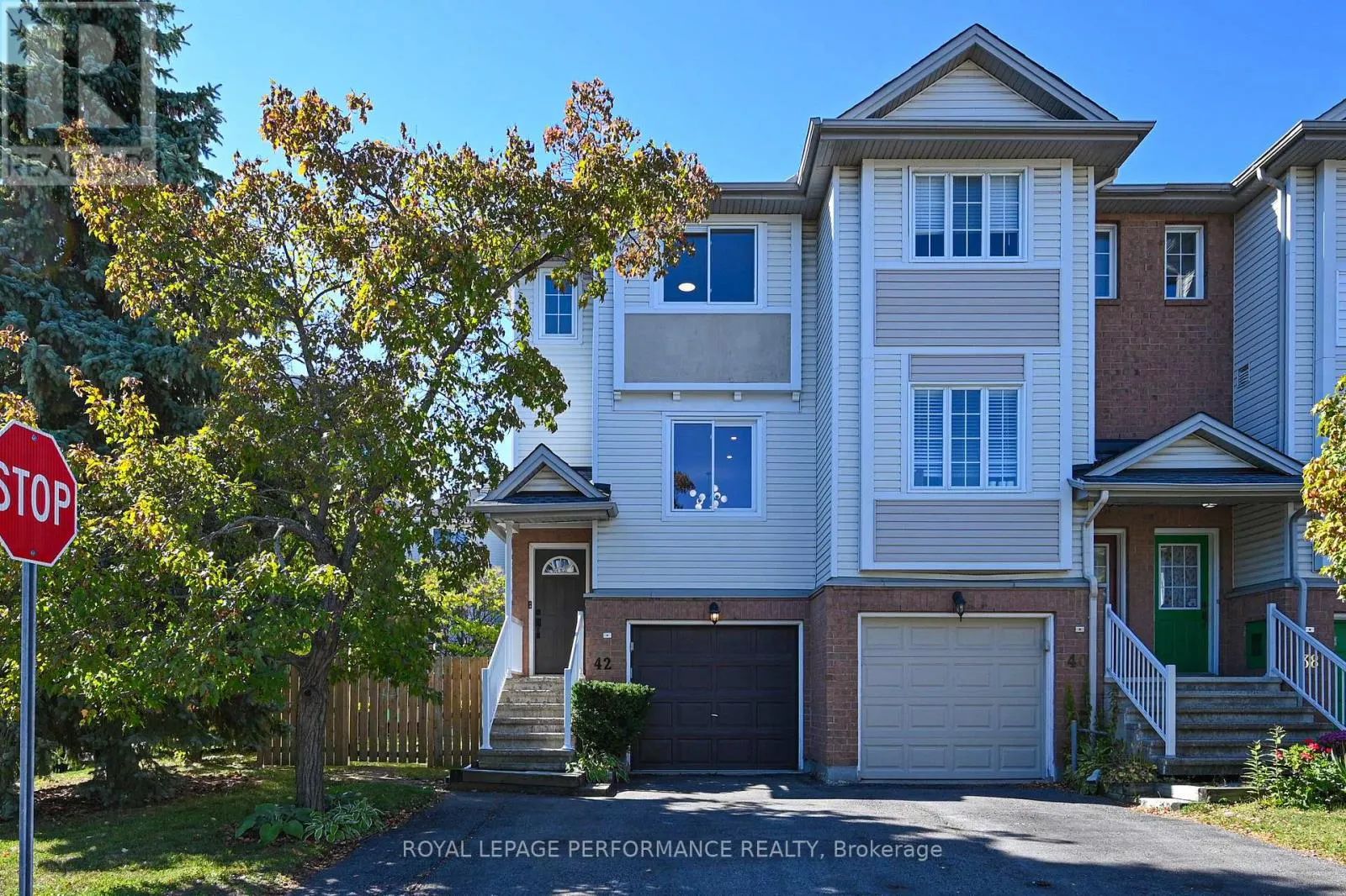 42 YORKVILLE STREET