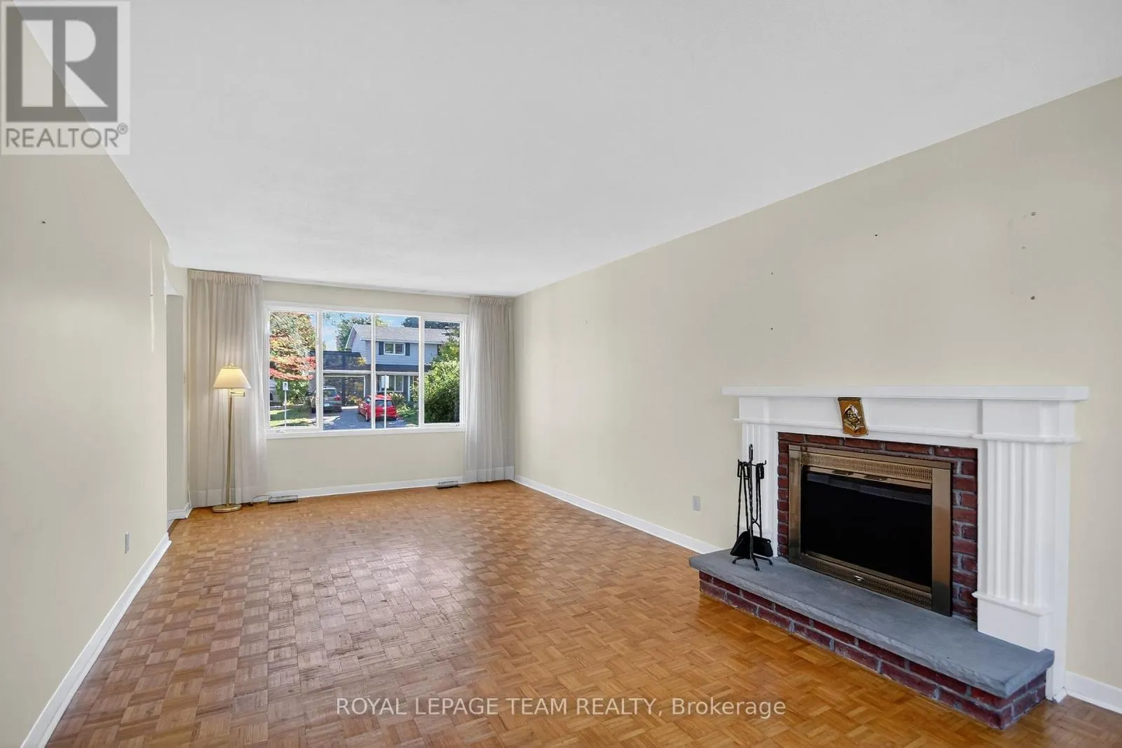 1264 MORRISON DRIVE