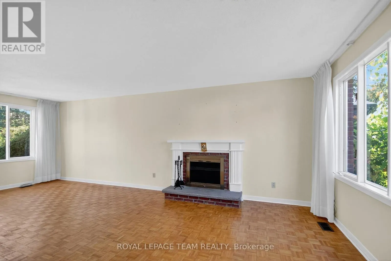 1264 MORRISON DRIVE