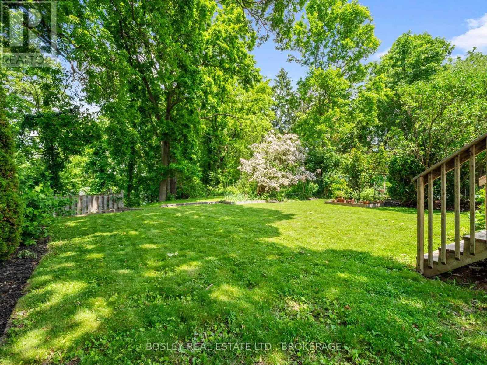 48 HENLEY DRIVE