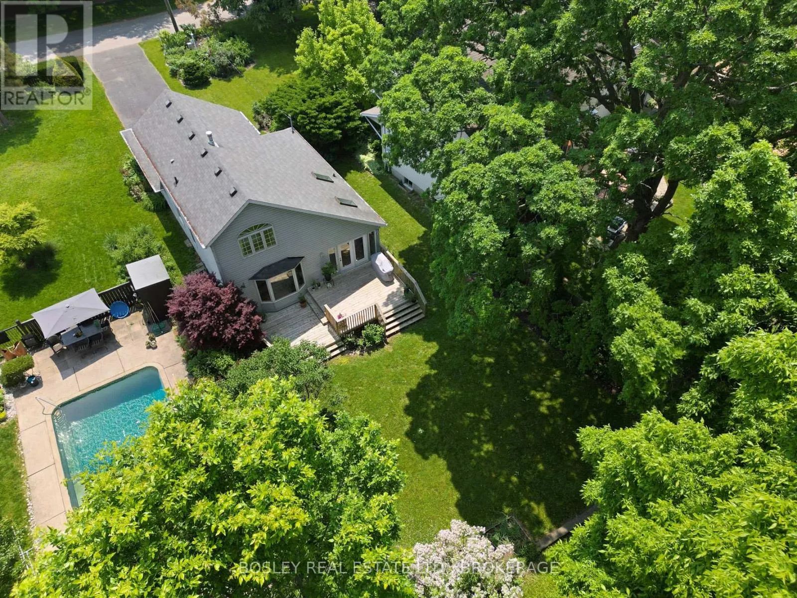 48 HENLEY DRIVE