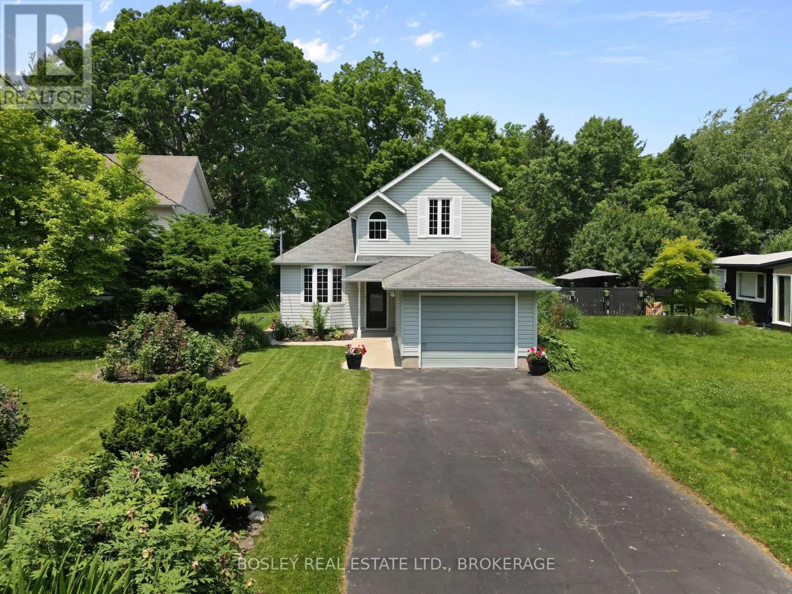 48 HENLEY DRIVE