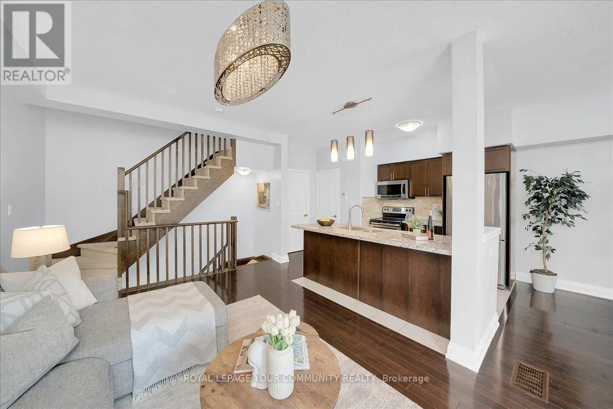 73 - 6 CHESTNUT DRIVE