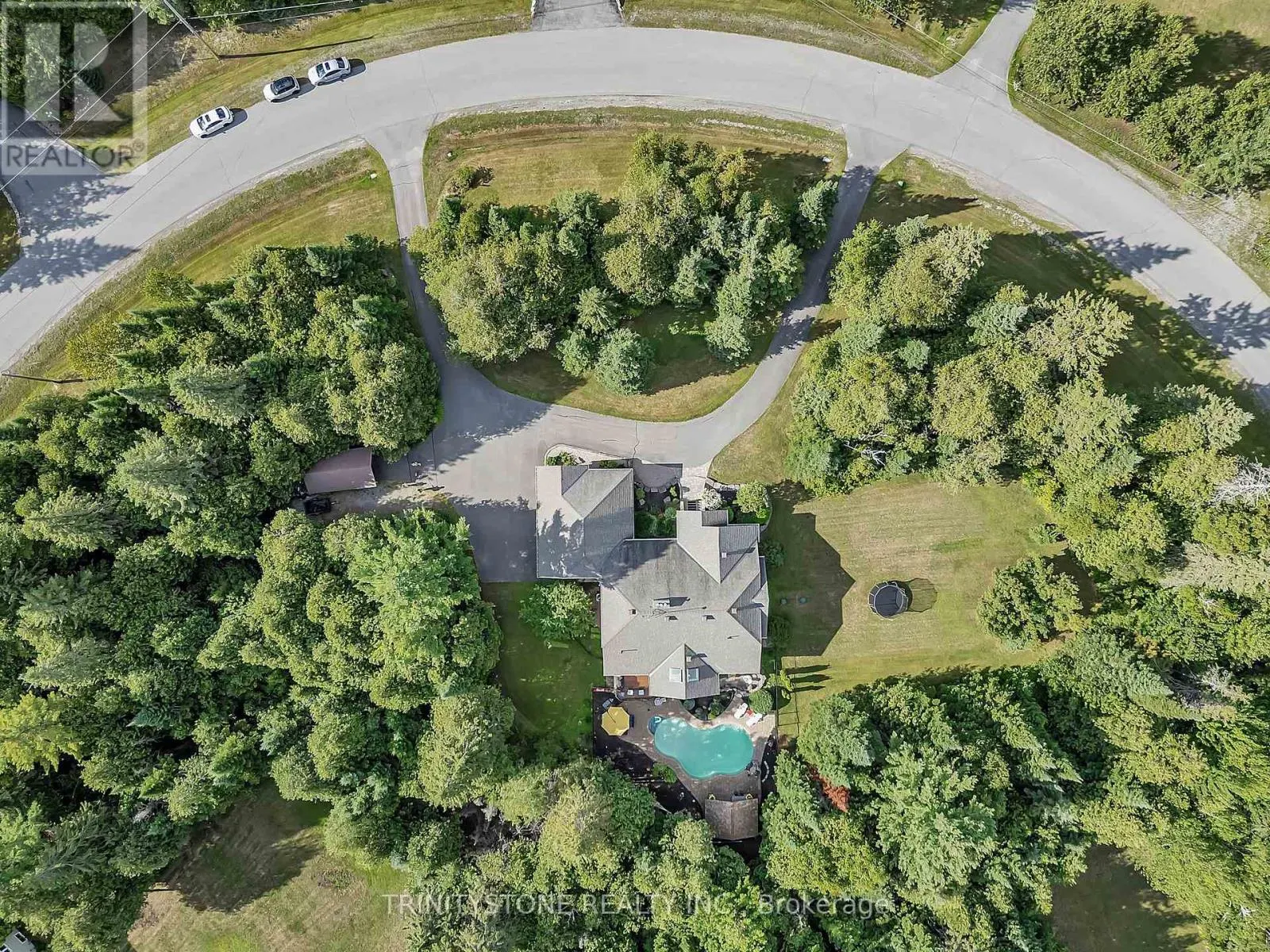 36 SAWGRASS CIRCLE