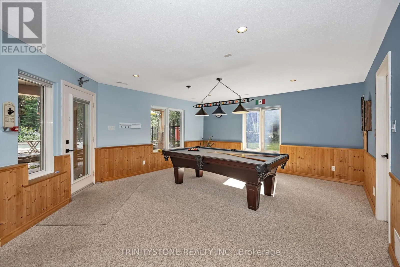 36 SAWGRASS CIRCLE