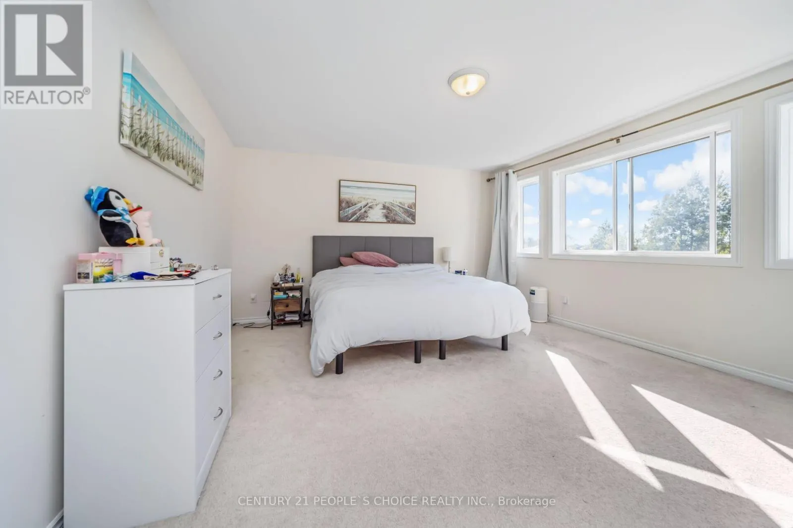131 STEEPLECHASE WAY