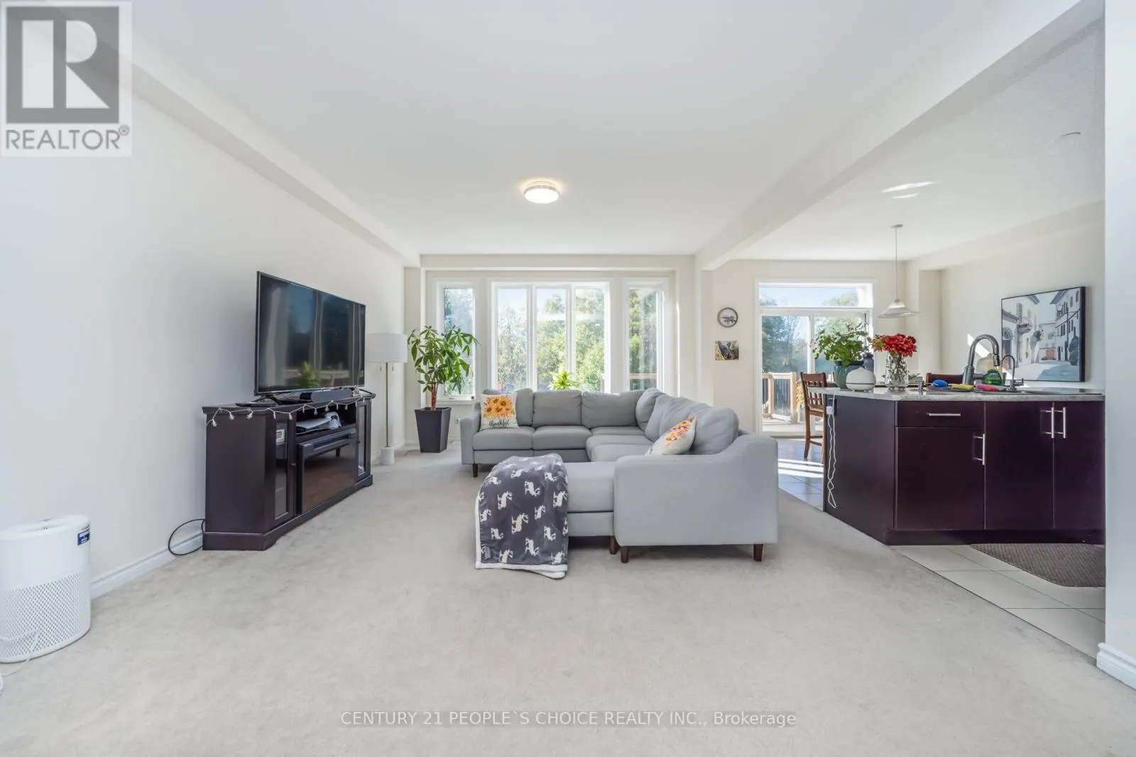 131 STEEPLECHASE WAY