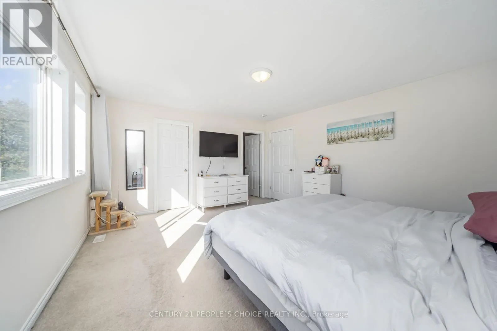 131 STEEPLECHASE WAY