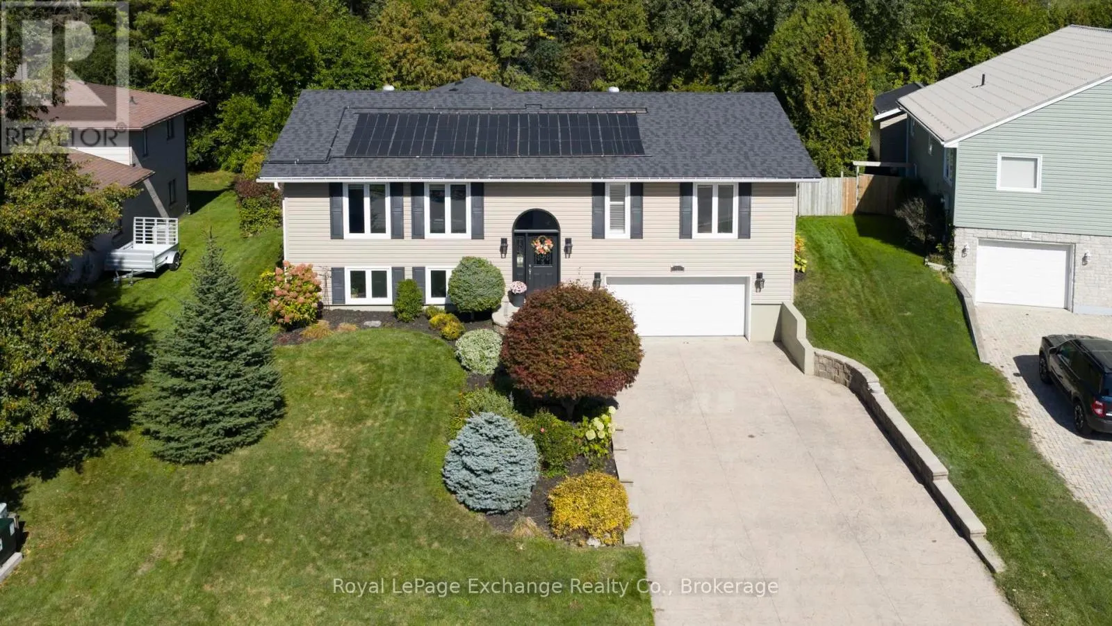 723 GOLDIE CRESCENT