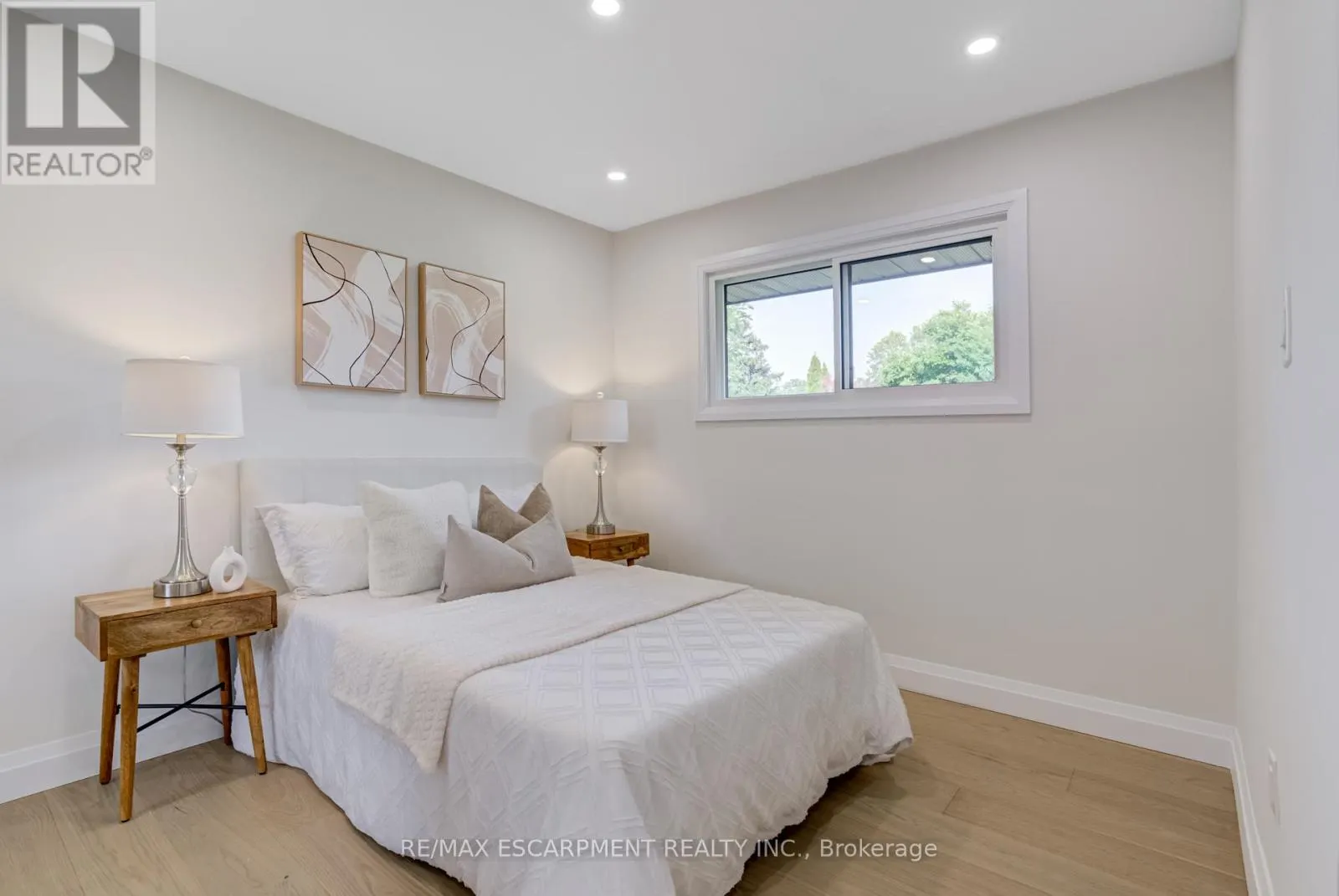 13 SKYLAND DRIVE