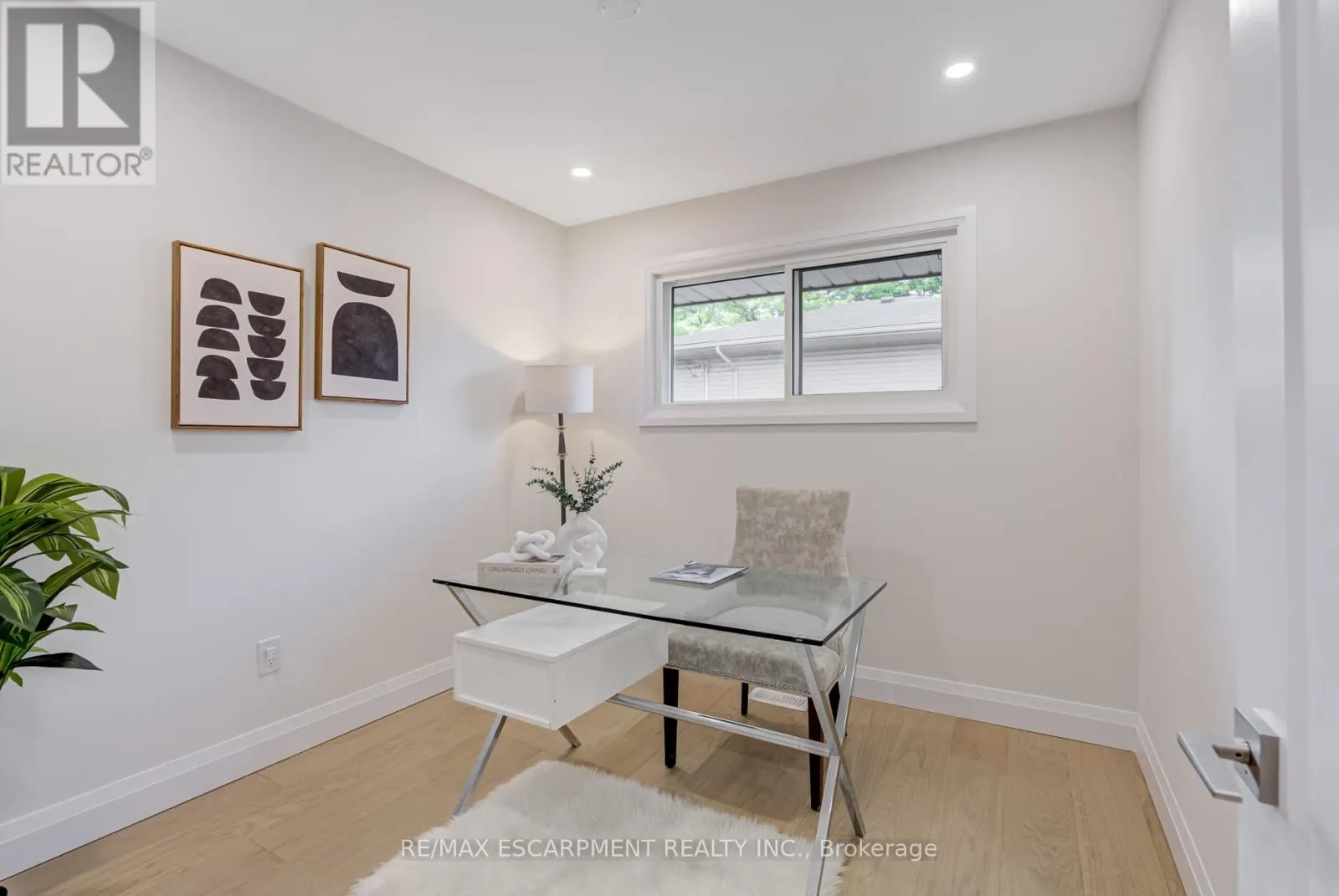 13 SKYLAND DRIVE