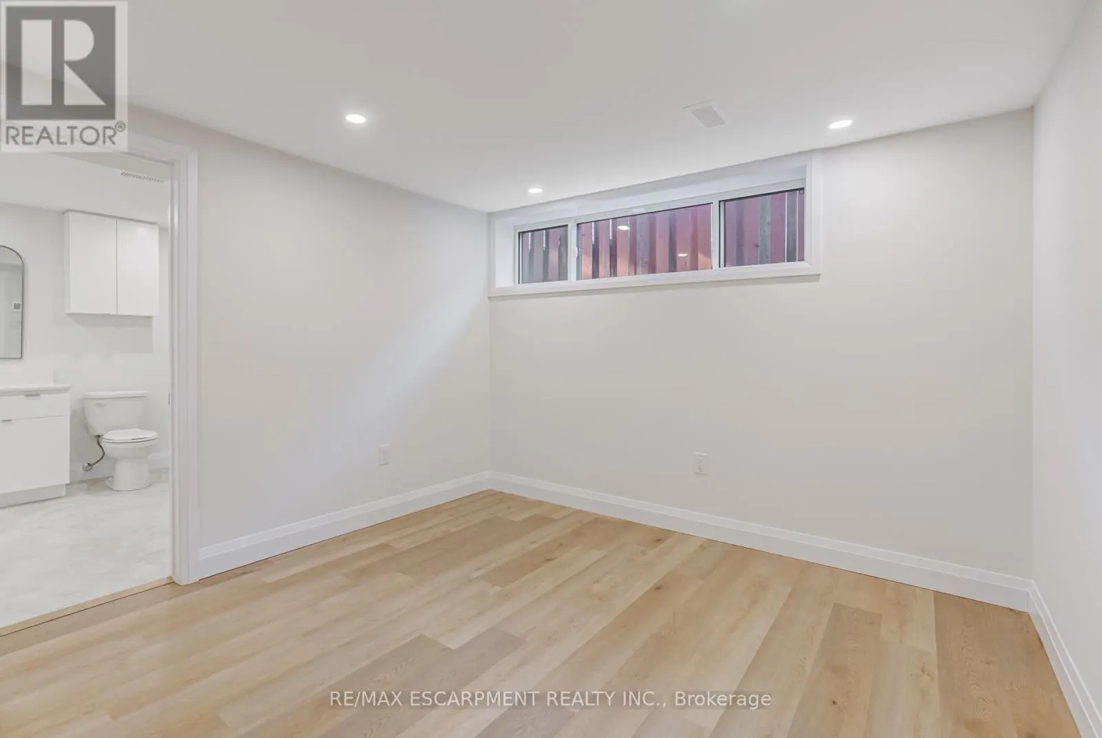 13 SKYLAND DRIVE