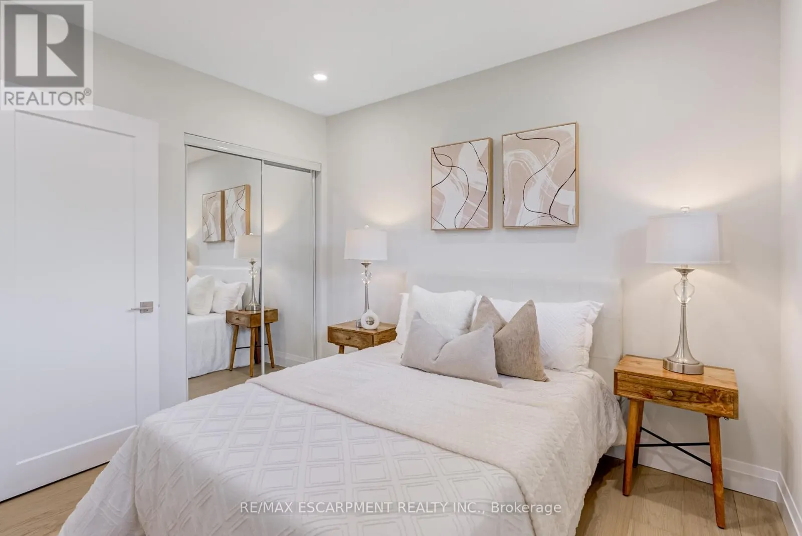 13 SKYLAND DRIVE