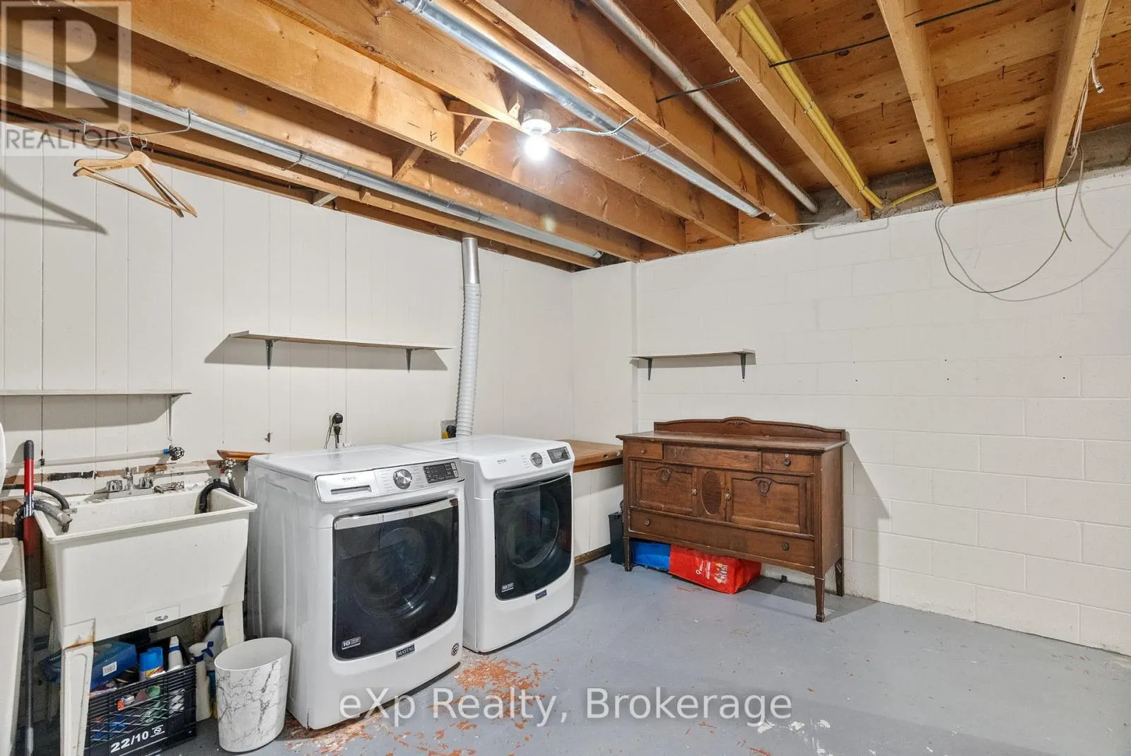 286 DUFFERIN STREET