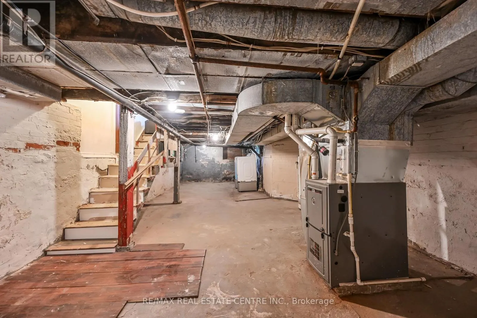 334 CANNON STREET E