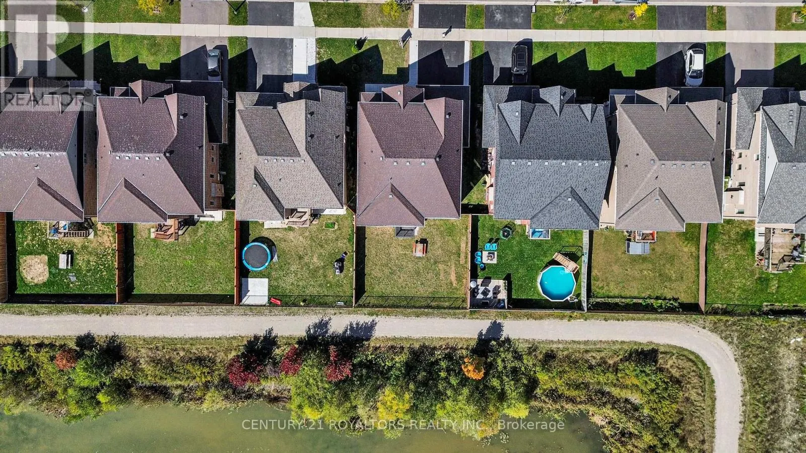 637 MCGILL LANE