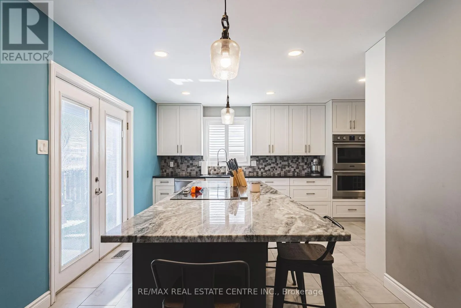 19 LIUNA COURT