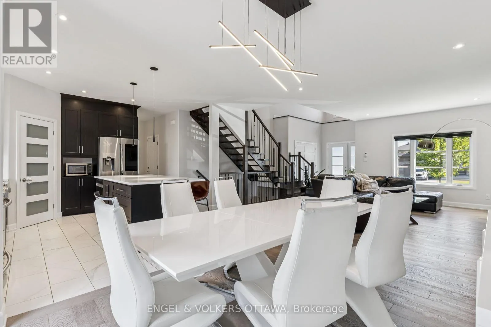529 LUCENT STREET