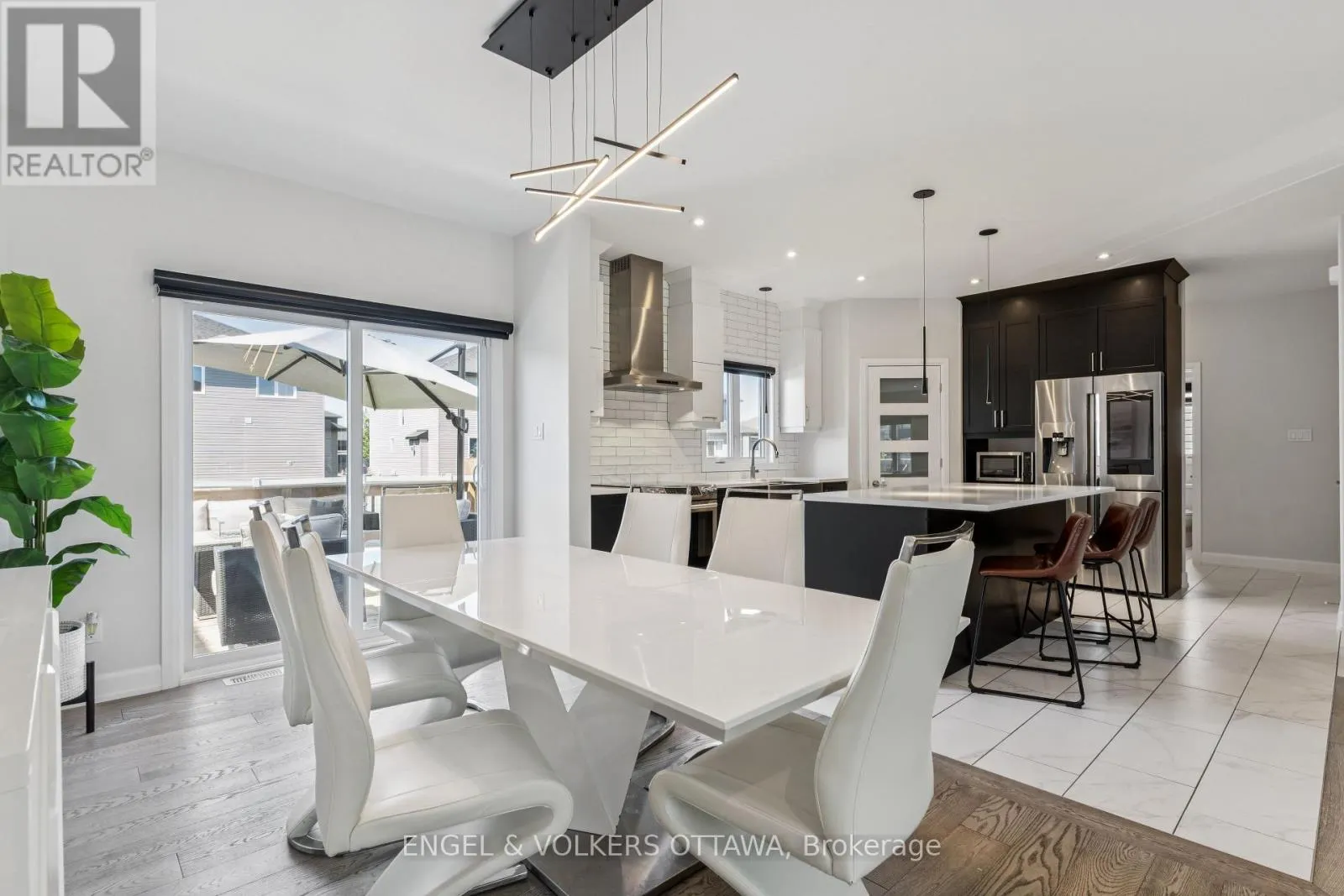 529 LUCENT STREET