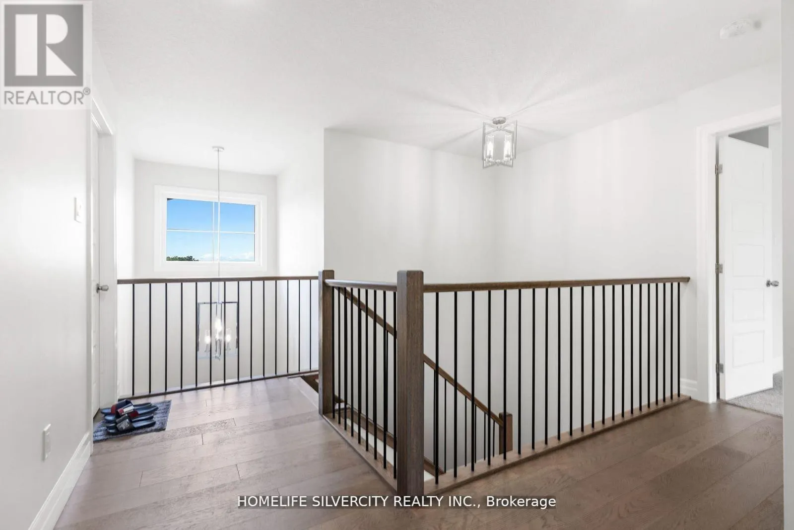 1937 BOARDWALK WAY