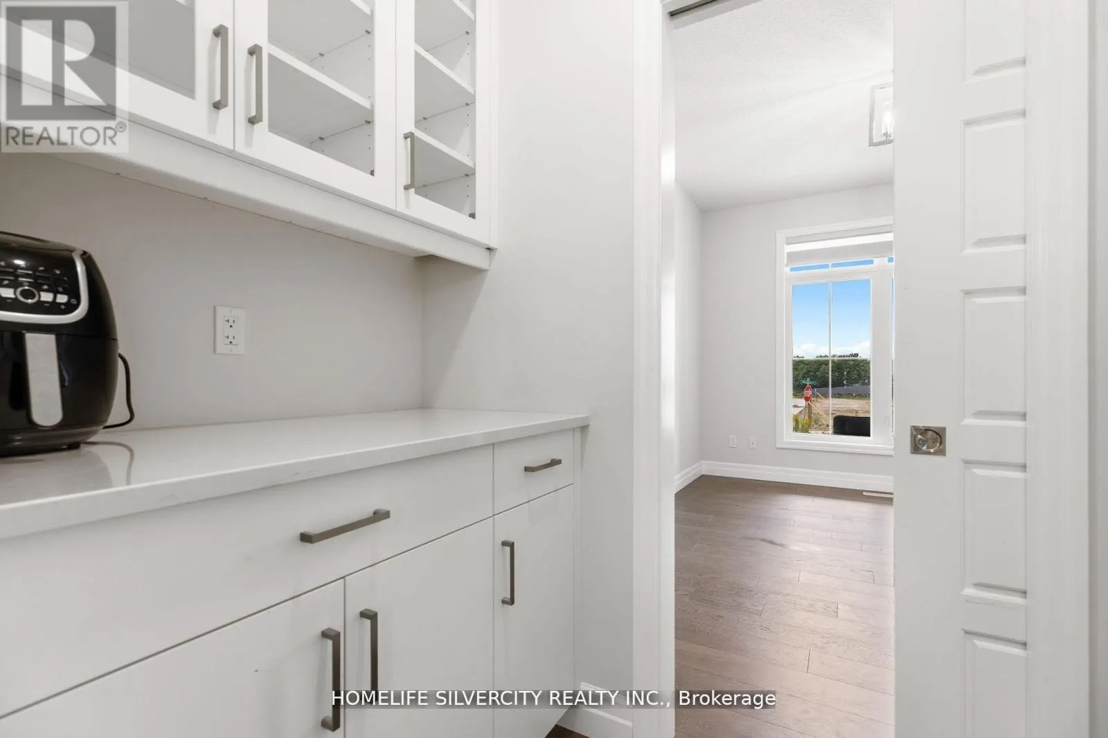 1937 BOARDWALK WAY