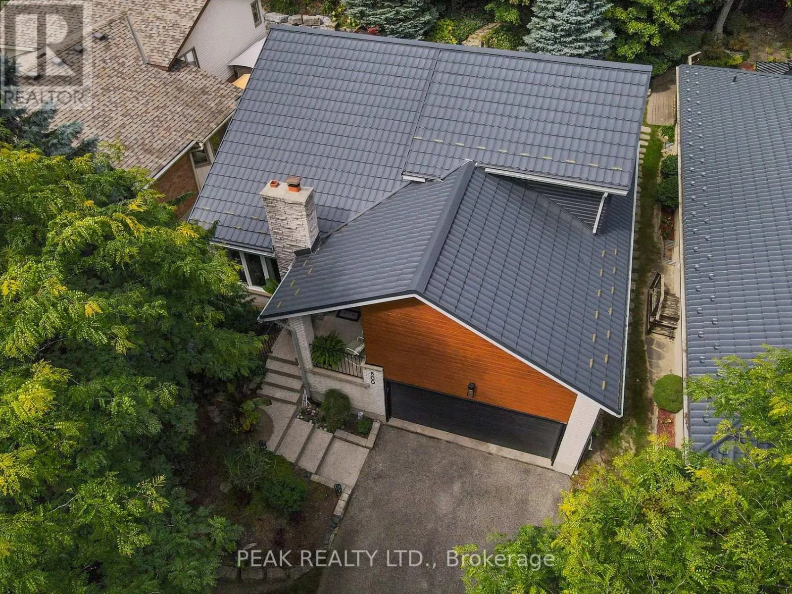 500 FOXHILL PLACE
