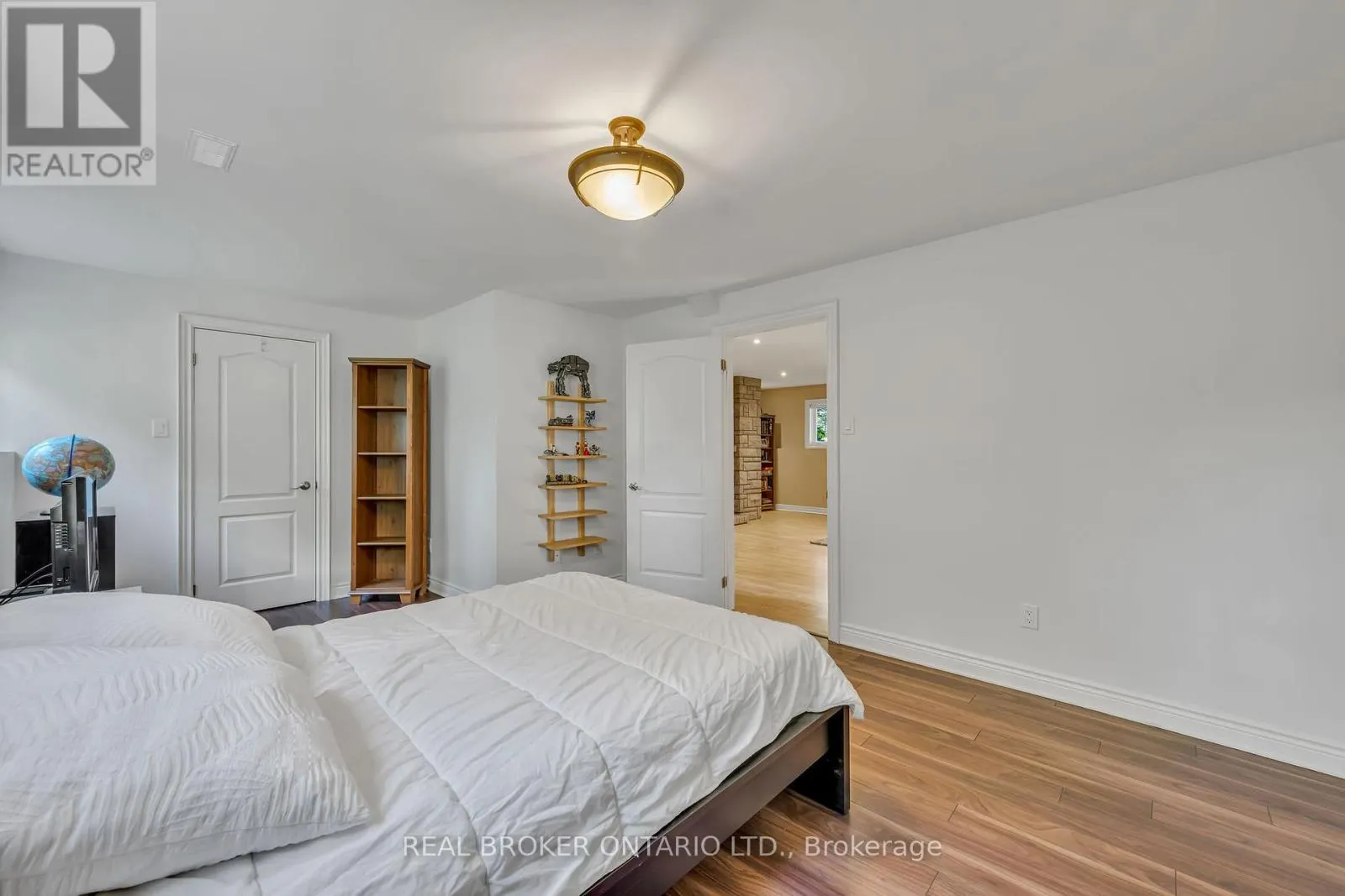 3603 DELSON DRIVE W