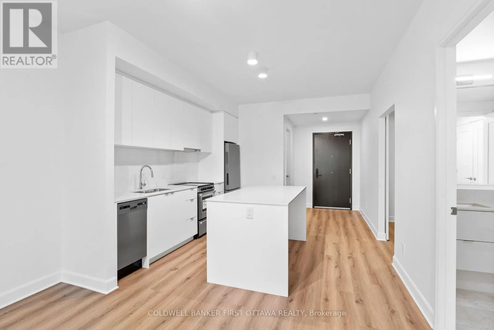 410 - 115 ECHO DRIVE