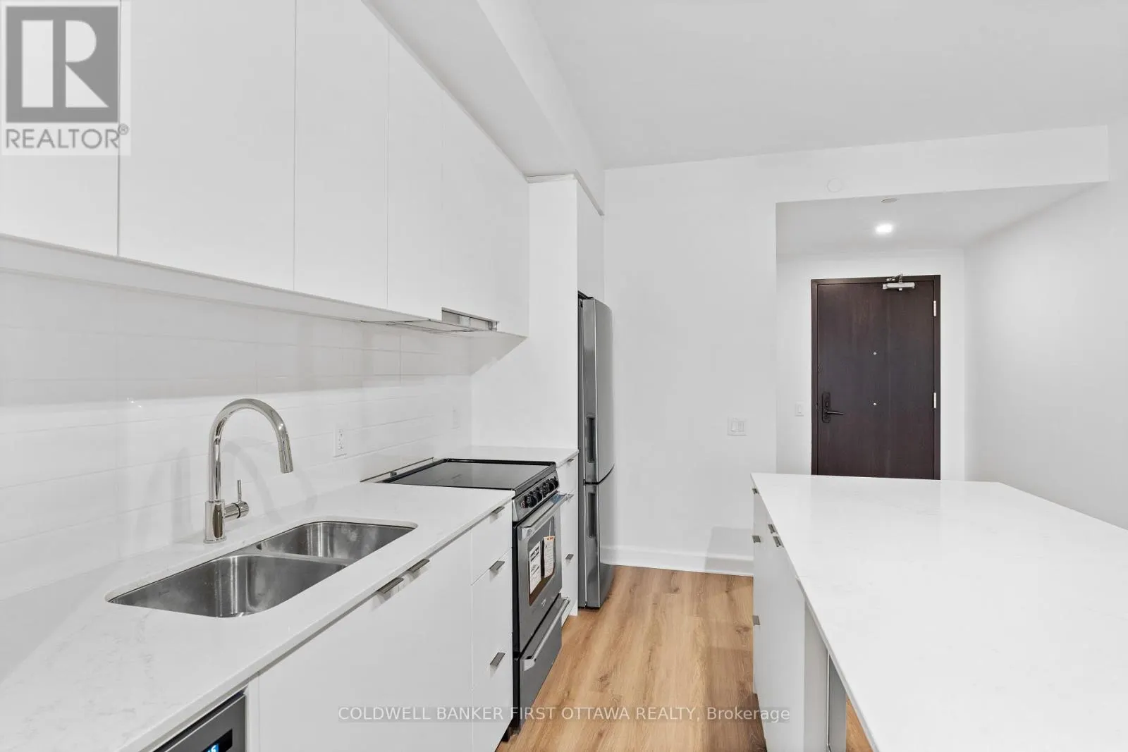 410 - 115 ECHO DRIVE