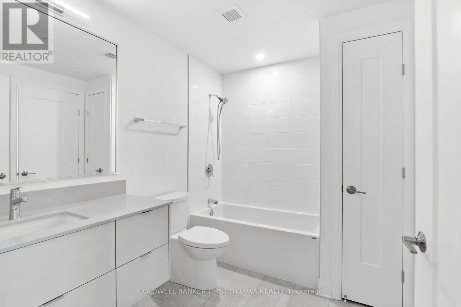 410 - 115 ECHO DRIVE