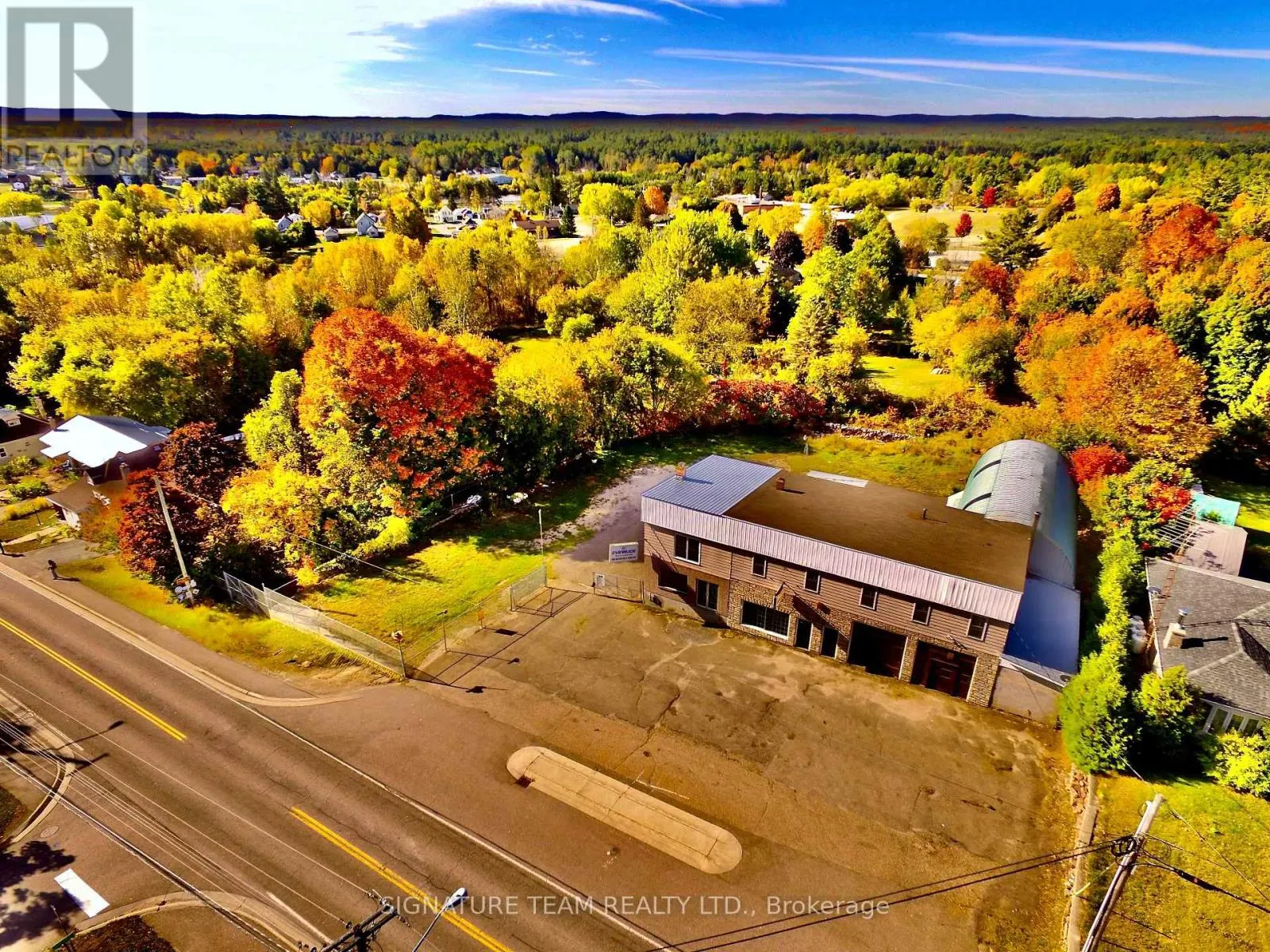 292 BONNECHERE STREET W