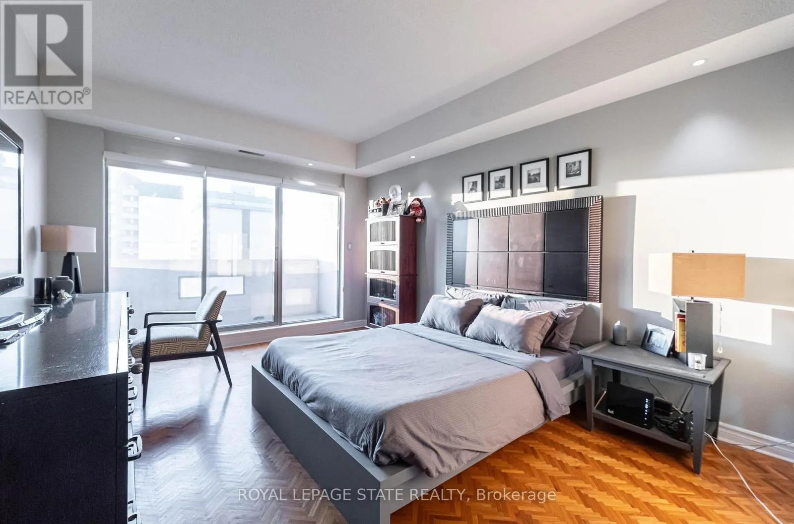 1703 - 67 CAROLINE STREET S